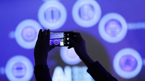  AI投资范式深度重构：从“筑路者”到“受益者”的逻辑嬗变 股票财经