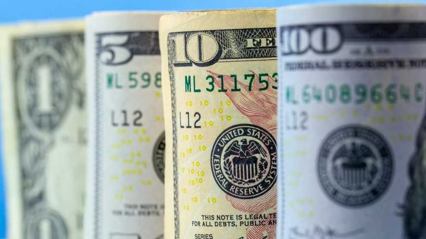  AI投资范式深度重构：从“筑路者”到“受益者”的逻辑嬗变 股票财经