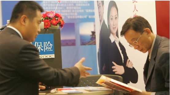  AI投资范式深度重构：从“筑路者”到“受益者”的逻辑嬗变 股票财经