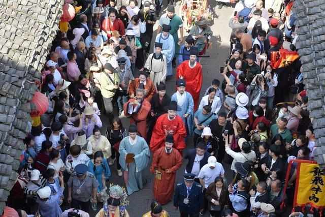  【技术解码】甲胄锻造与沉浸剧场：阆中汉服纪的底层设计逻辑 文化旅游