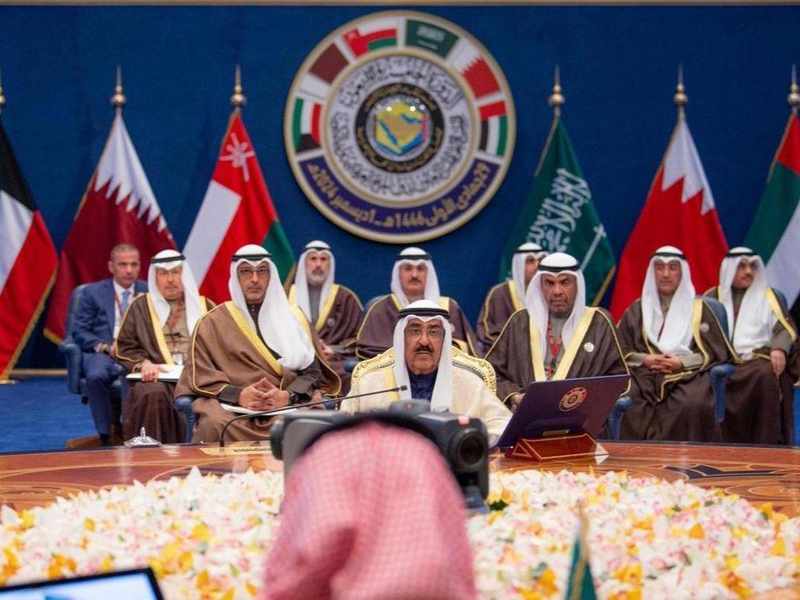  【地缘纵横】战略对冲失灵：阿联酋外交困局的三重解构 新闻